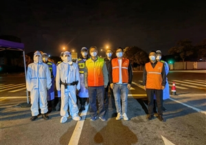 惠南鎮領(lǐng)導看望慰問(wèn)宗保公司員工